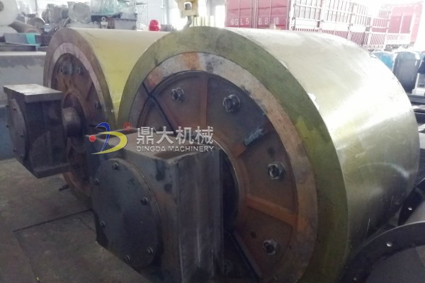 大理石液壓對輥制砂機(jī)性能和特點